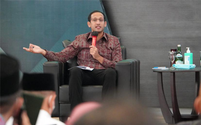 You are currently viewing Nadiem Ungkap Alasan ‘Tunjangan Profesi Guru’ Hilang di RUU Sisdiknas