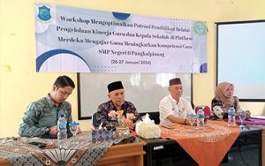 Read more about the article Workshop Peningkatan Kompetensi bagi Guru dan Kepala SMP Negeri 6 Pangkalpinang melalui Platform Merdeka Mengajar